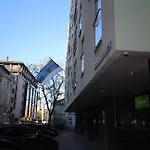 Roosikrantsi 塔林